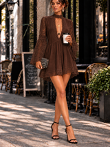 Camille™ | Robe courte élégante en dentelle
