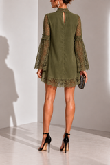 Camille™ | Robe courte élégante en dentelle