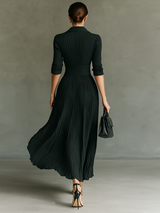 Robe longue plissée de luxe avec ceinture ajustable et col tailleur