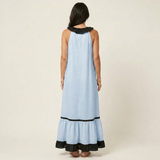 Ariane™ | Robe longue sans manches à volants contrastés