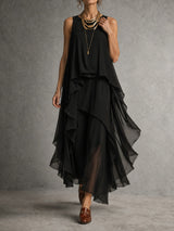 Élina | Robe longue fluide noire avec superpositions légères et style élégant
