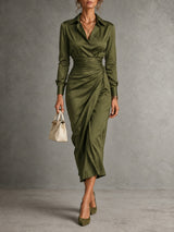 Robe portefeuille satinée avec ceinture – Vert élégant