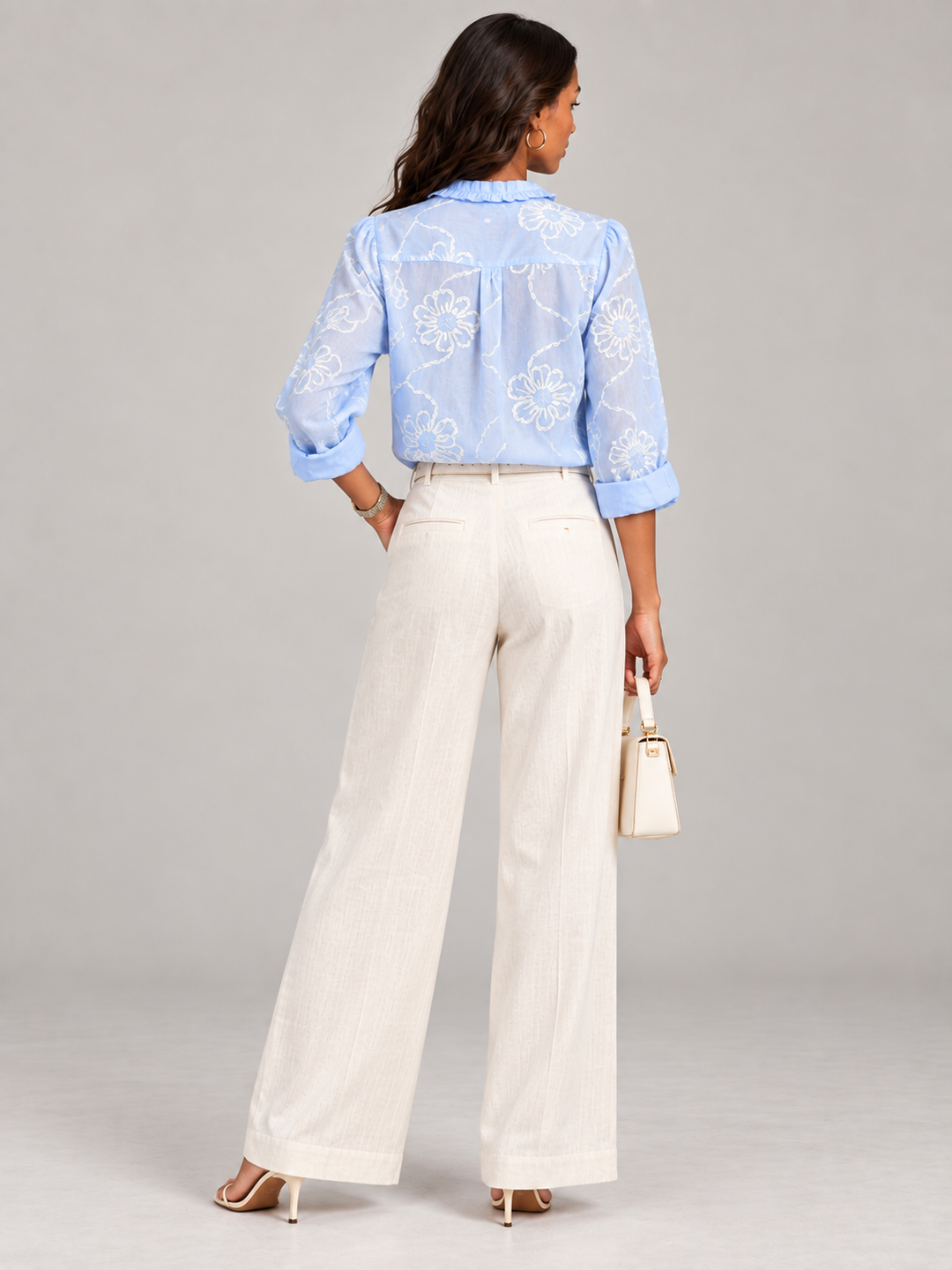Camilla™ | Elegant Blouse with Floral Embroidery