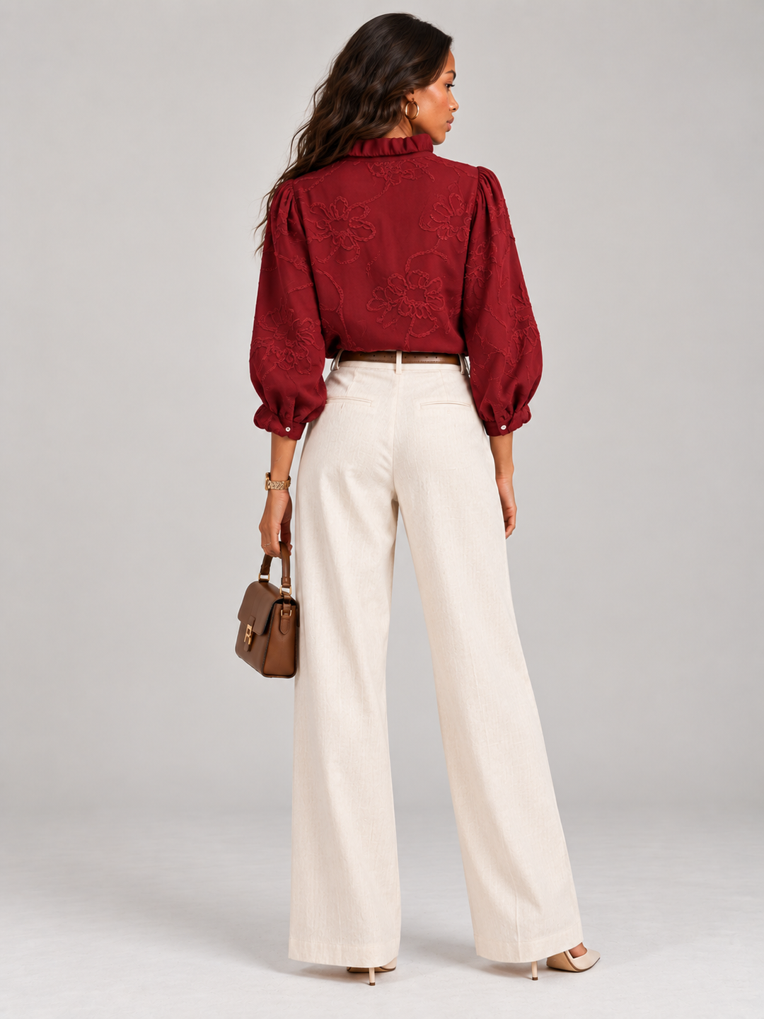 Camilla™ | Elegant Blouse with Floral Embroidery