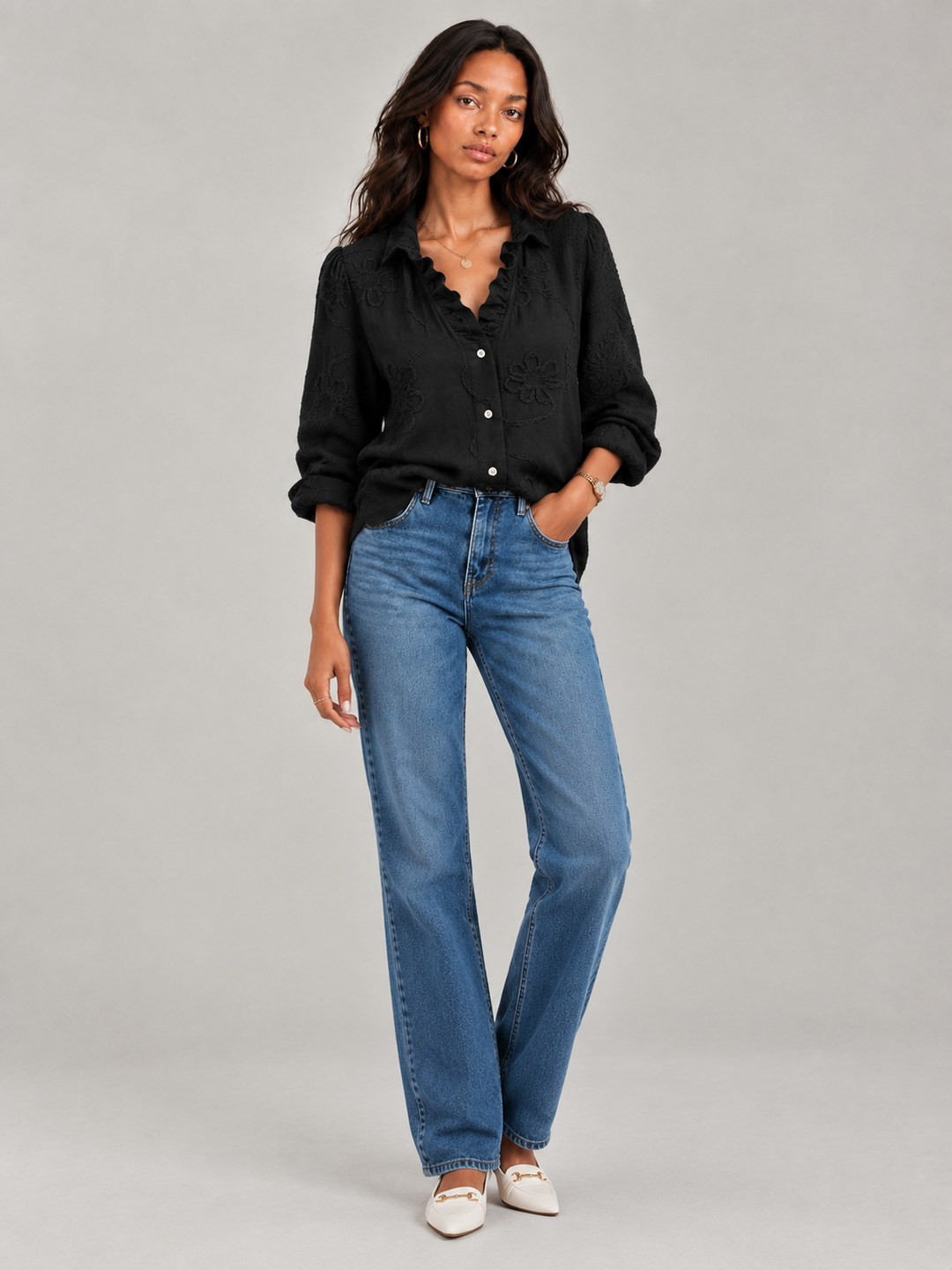 Camilla™ | Elegant Blouse with Floral Embroidery