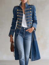 Hortense | Manteau long en jean cintré style militaire à boutons dorés