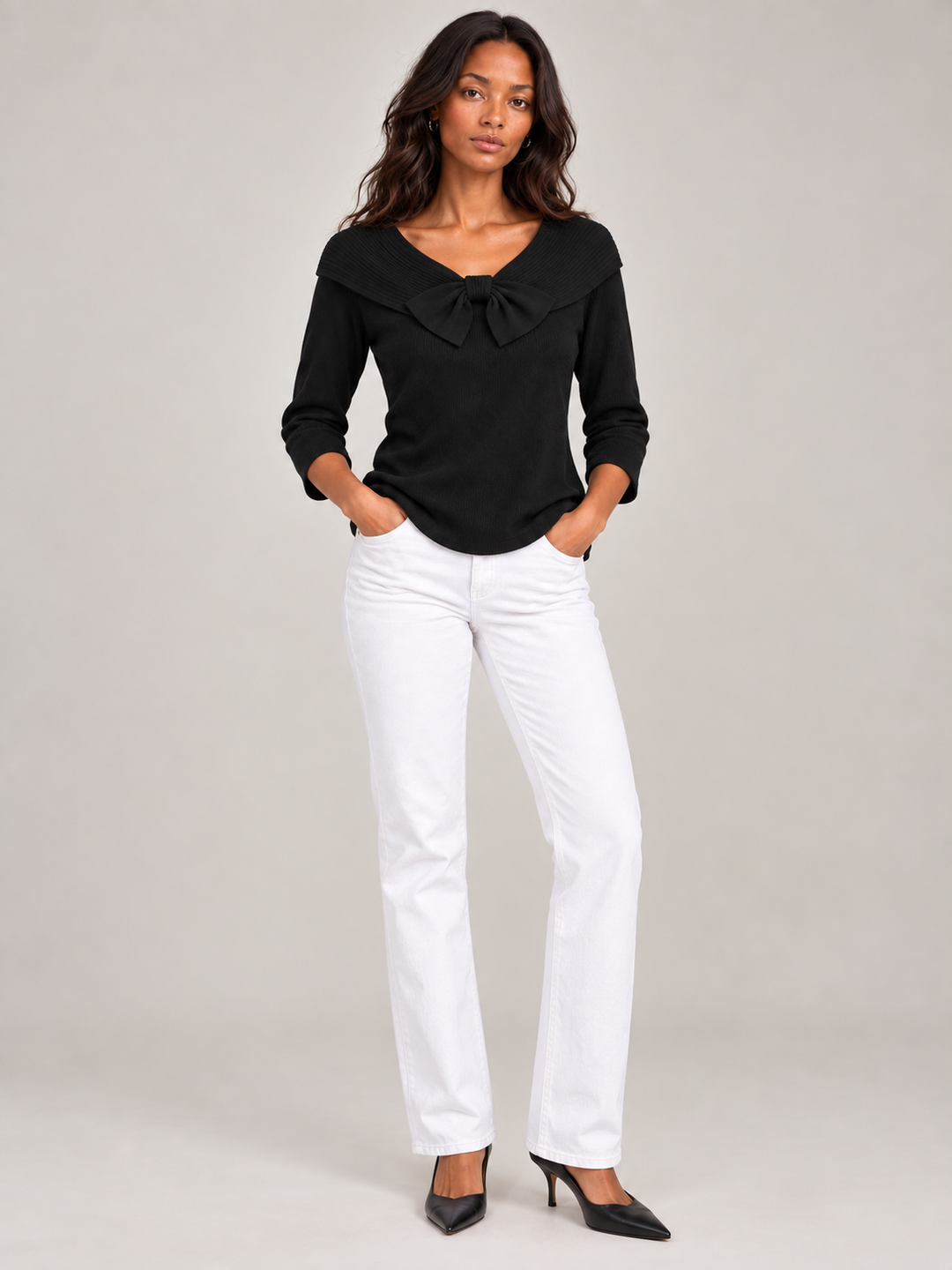 Daphne™ | Round Neck Jumper with Bow