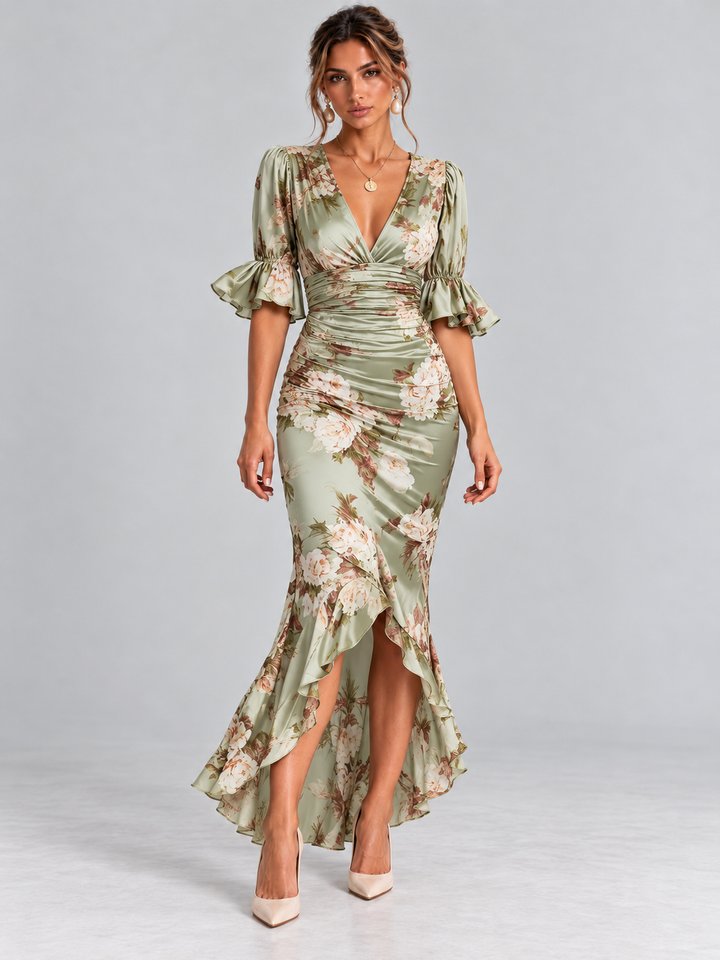 Camilla | Elegant Floral Dress with Fitted Cut and Flowing Details