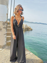 Amara™ | Tuta leggera con elegante scollatura