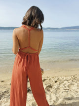 Amara™ | Tuta leggera con elegante scollatura