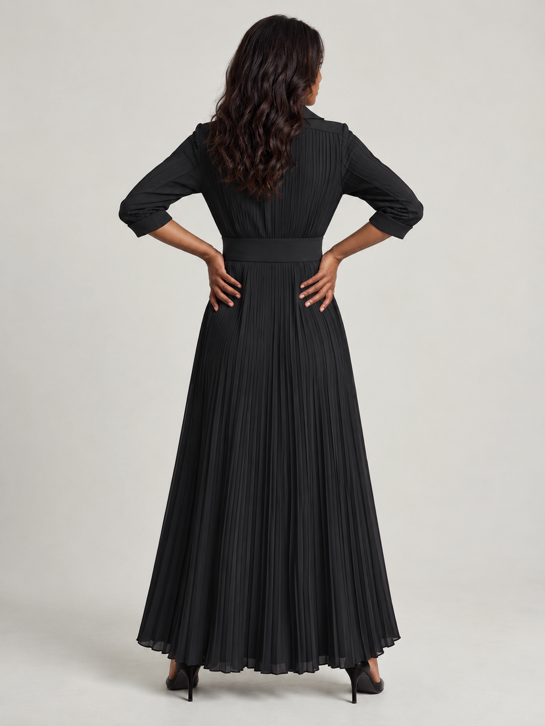 Luxury Pleated Maxi Dress with Adjustable Belt and Tailored Collar