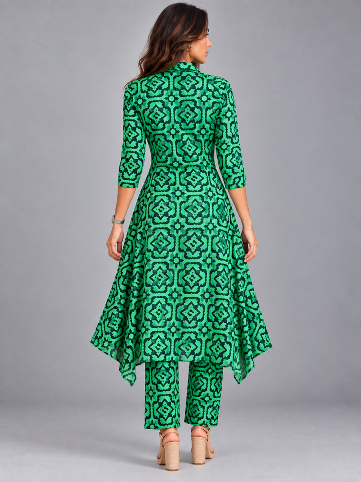Laura | Elegant Printed Set with Flowing Tunic and Trousers